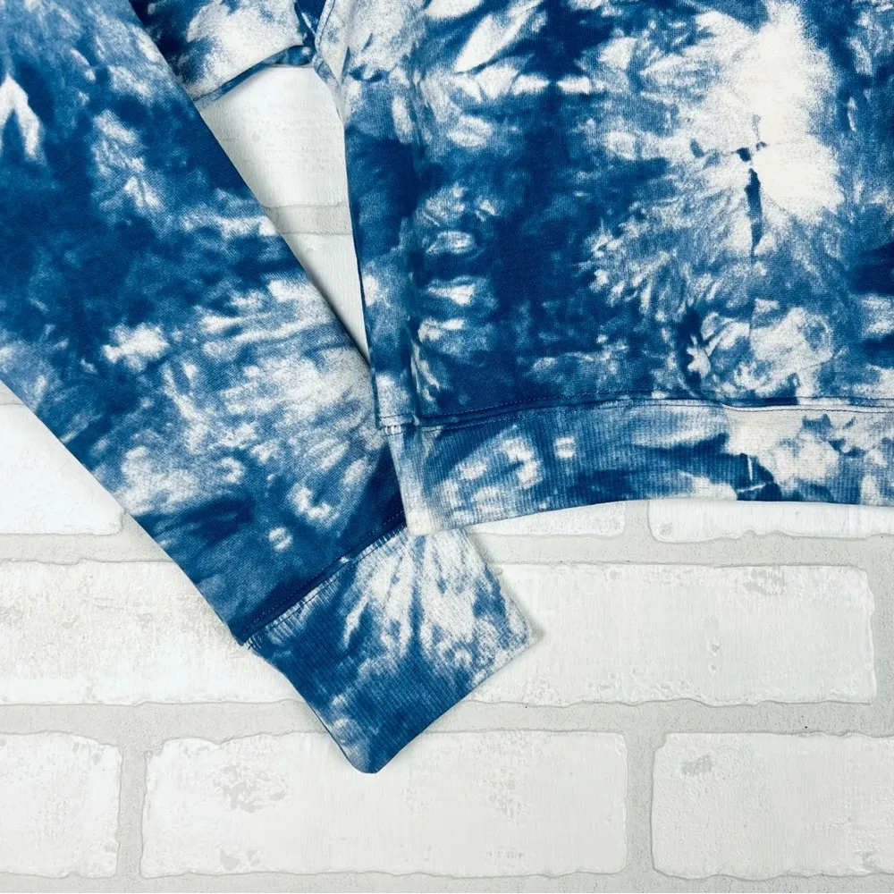 Balance Athletica Essence Cropped Tie Dye Sweatshirt S‎ Blue Long Sleeve Logo - Image 3