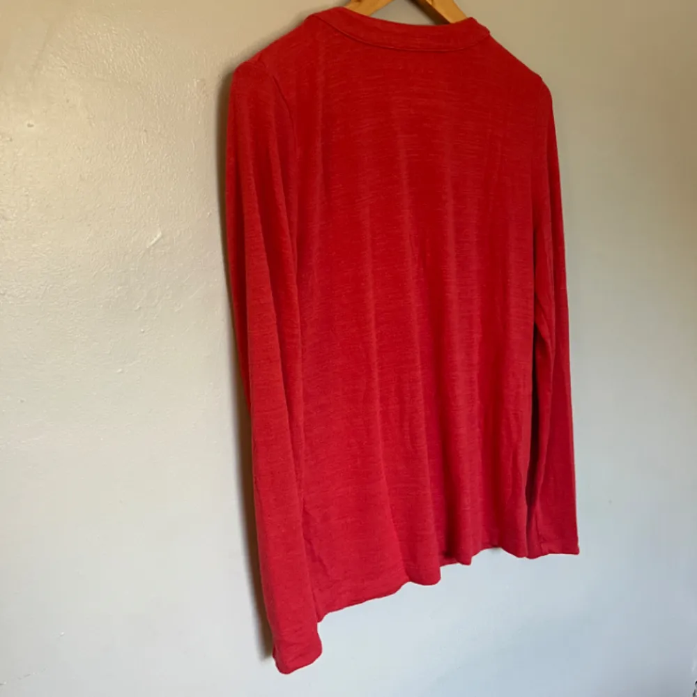 LOFT Women's Long-Sleeve Top Size M Red - Image 4