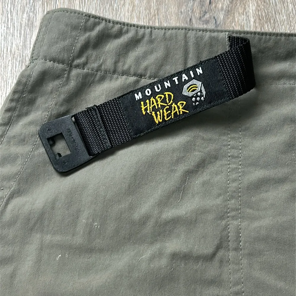 Mountain Hard Wear Olive Green Shorts Size 12 - Image 3