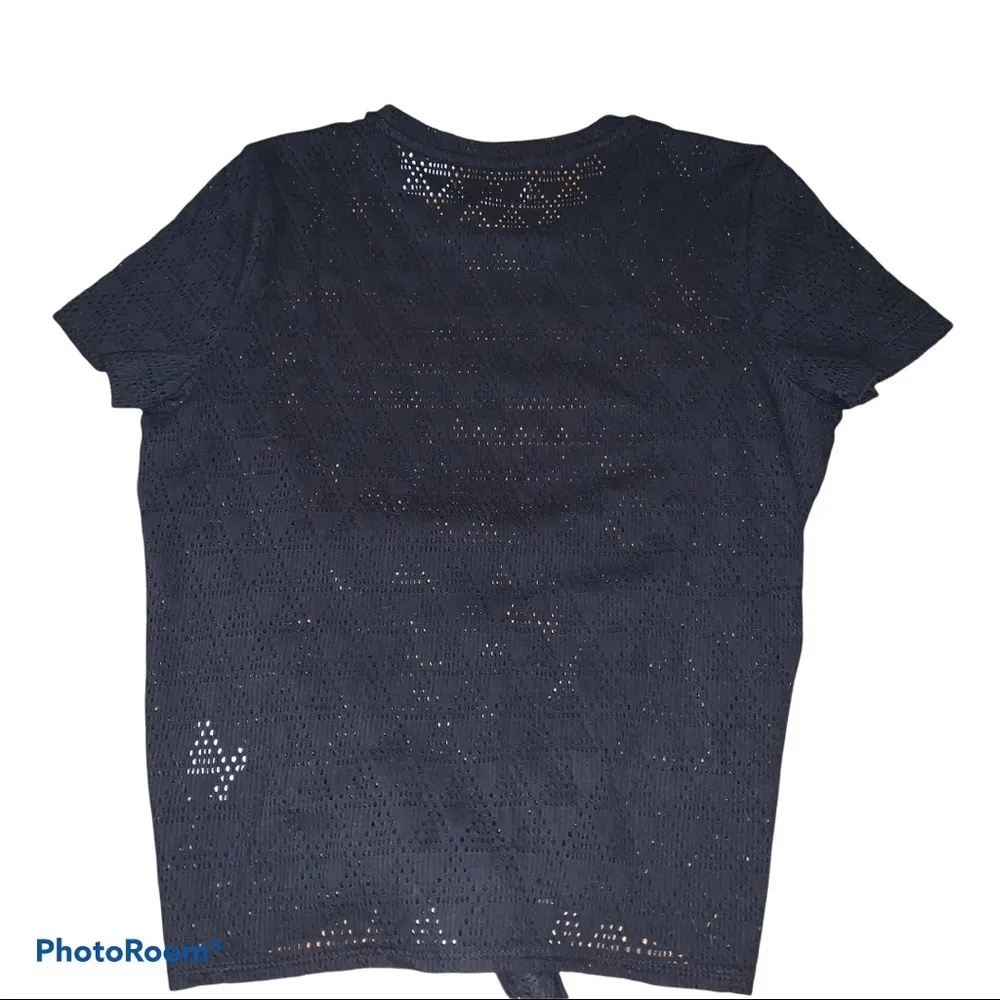 Madewell Black Modern Tie-Front Tee in Geo-Eyelet size Medium - Image 7