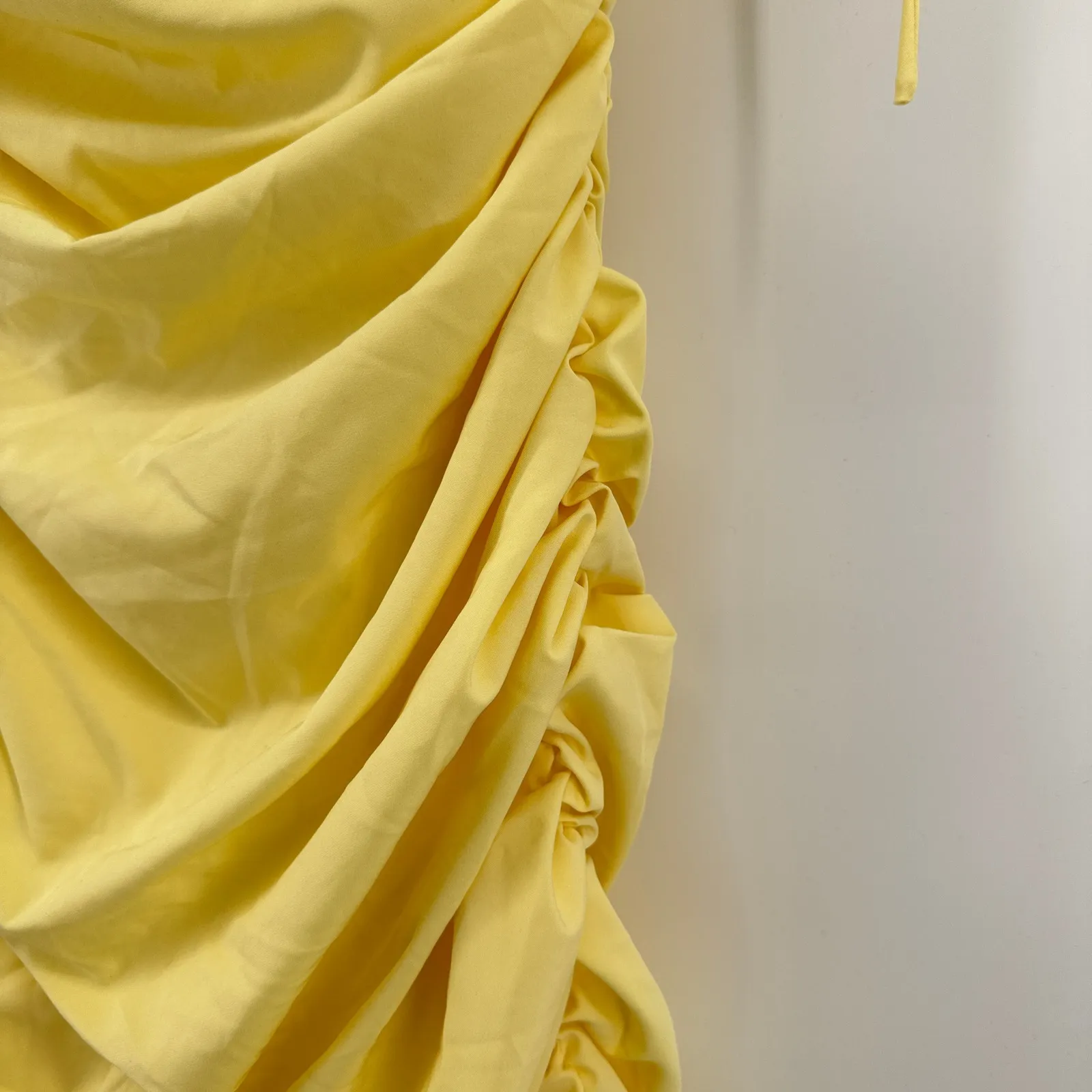 Princess Polly Maria Yellow Ruched Mini Dress‎ Sleeveless Bodycon Size 2 Party - Image 5