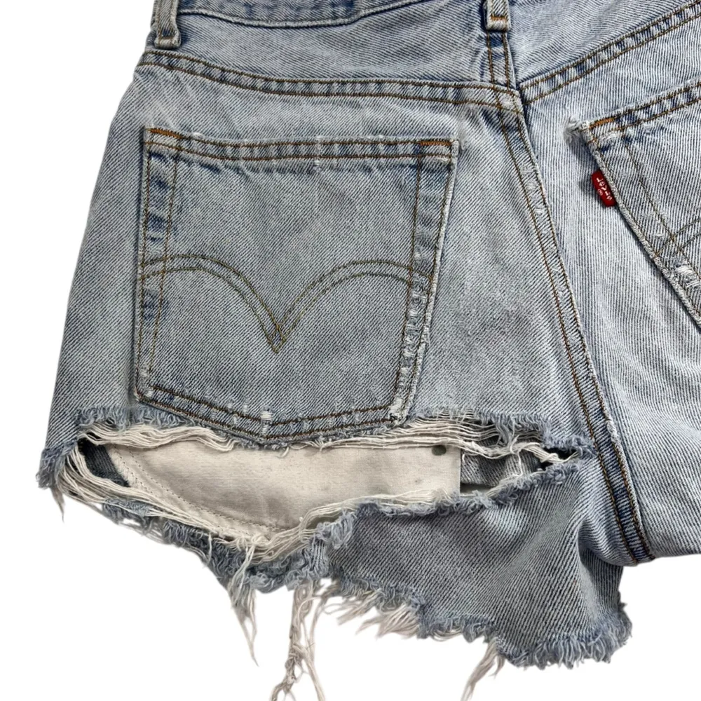 Y2K Levi's 569 Loose Straight Destroyed Cutoff Denim Shorts - Image 14
