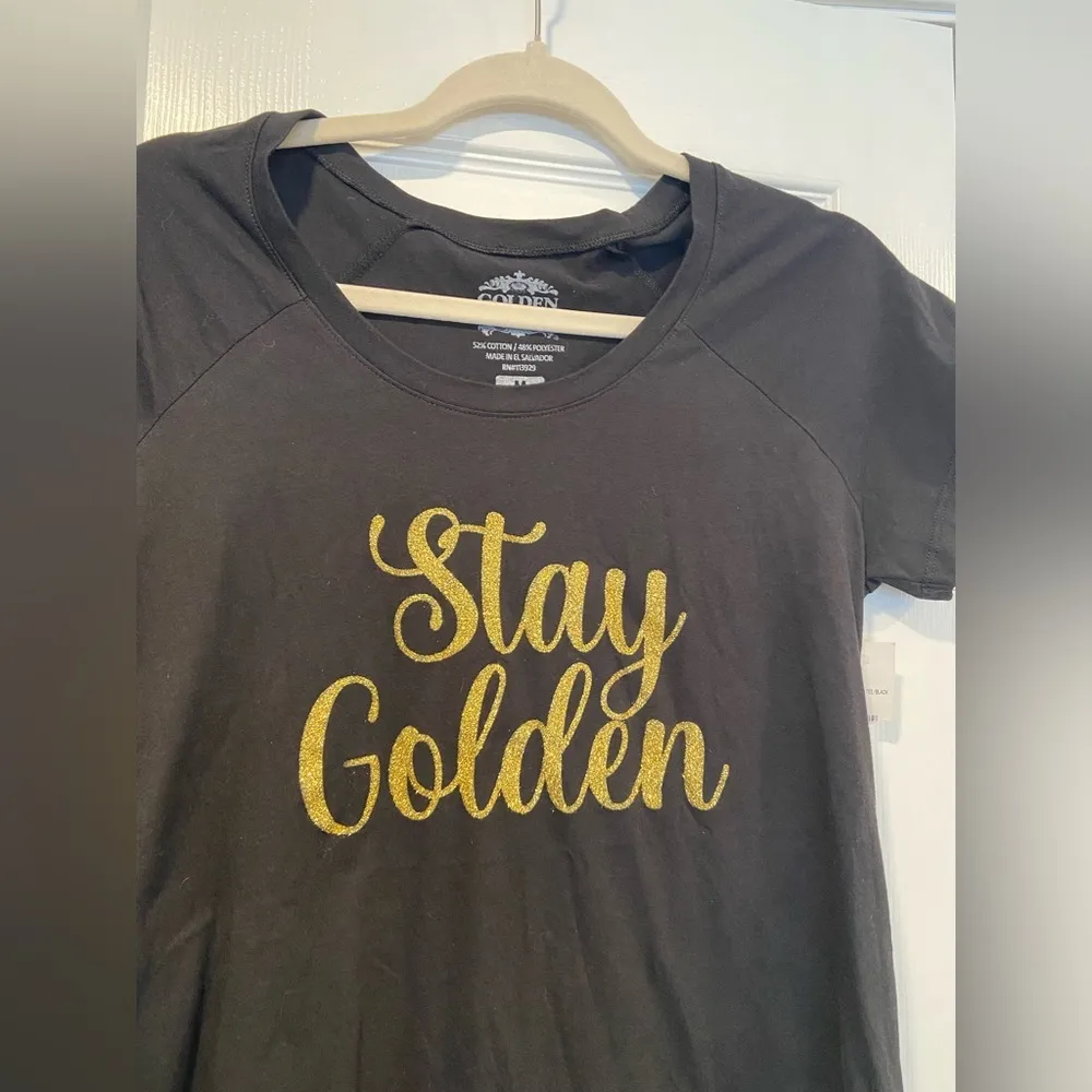 NWT Golden Nugget Size M Stay Golden Glitter Print Black Short Sleeve Tee Shirt Size M - Image 2