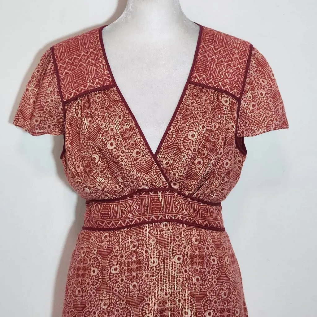 BCBGMaxAzria Red and Gold Dress with Sash SIze Small Wedding Guest Dress - Image 3