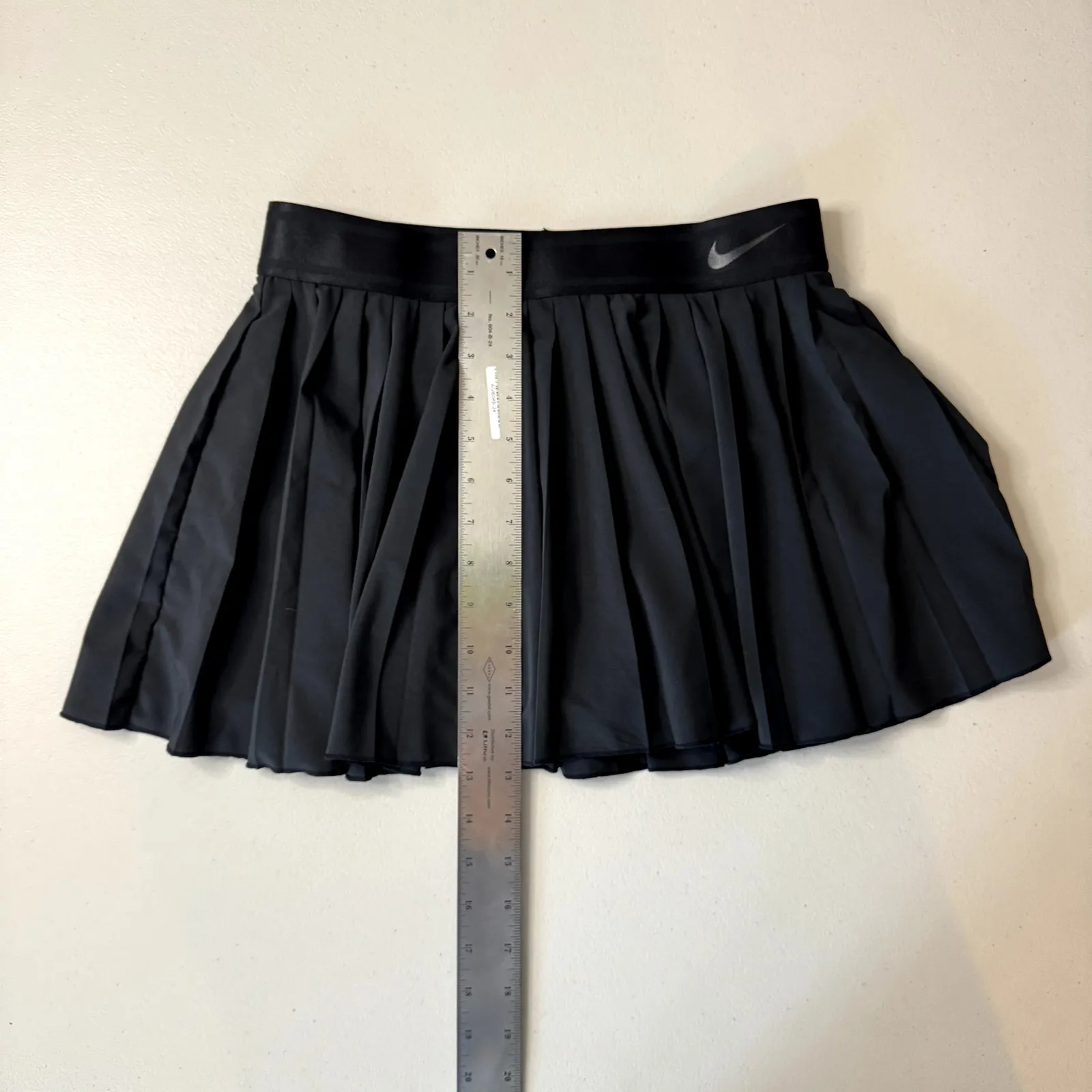 Nike Black Victory Court Tennis Skirt Size Medium Women's 13 inches - Image 6