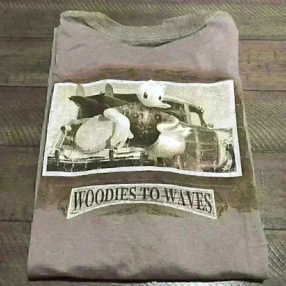 *New* Donald‎ Duck Woodies to Waves Light Brown T - Image 9