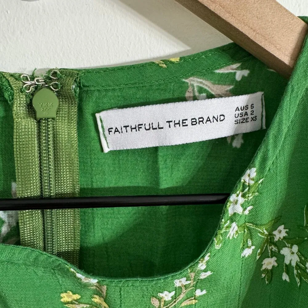 Faithfull the Brand Emilia Green Floral Print
Midi Dress Size 2 - Image 4