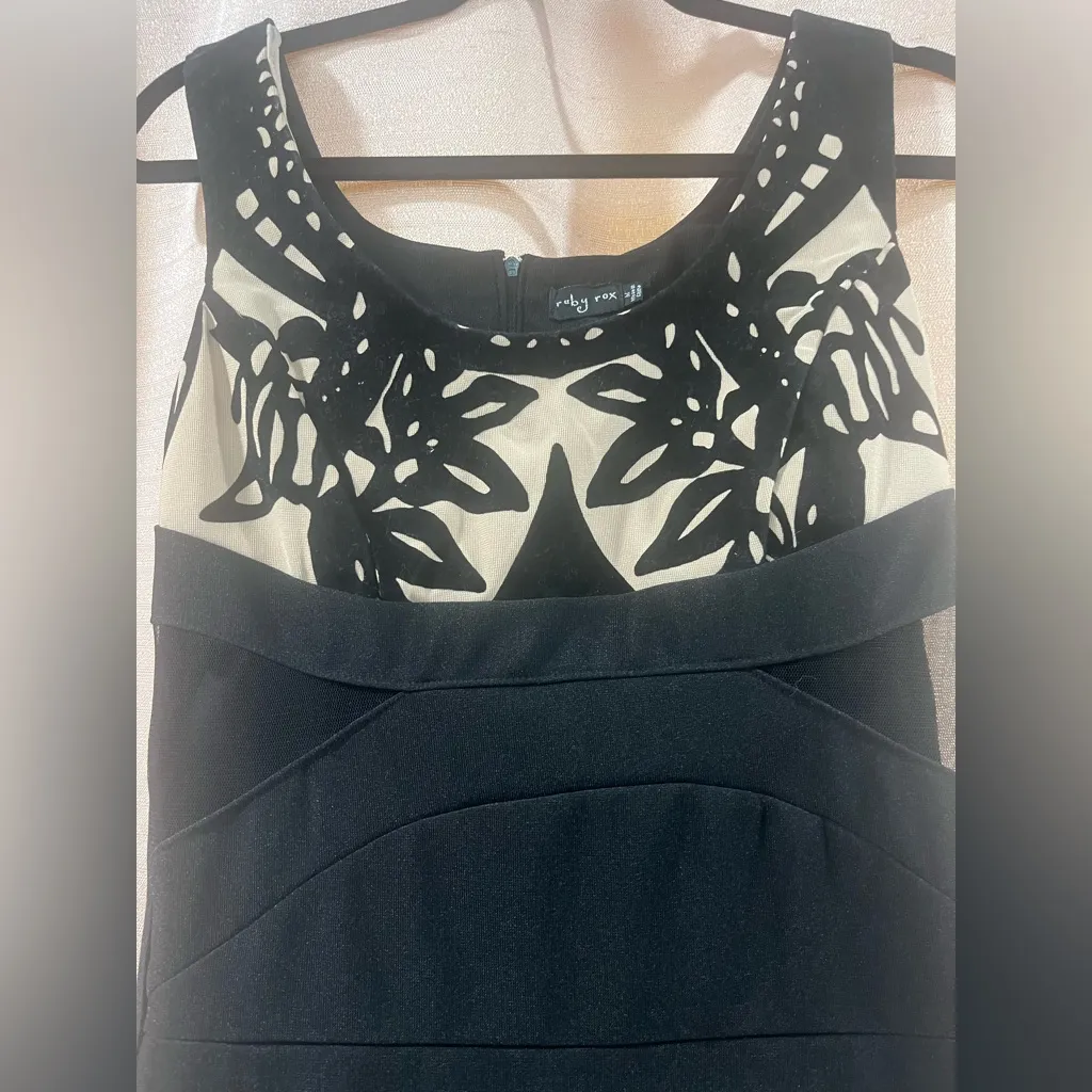 Ruby Rox  dress - Image 3