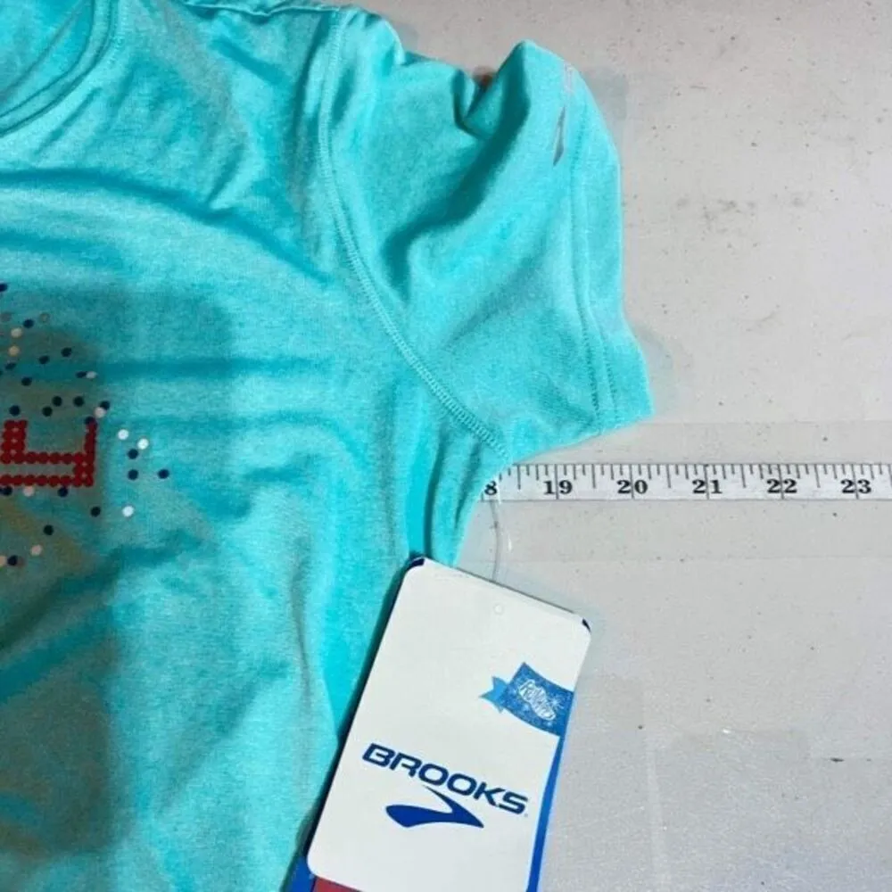 NWT VTG Brooks 2013 Rock Philly 1/2 Marathon Shirt Medium Equilibrium Technology - Image 8