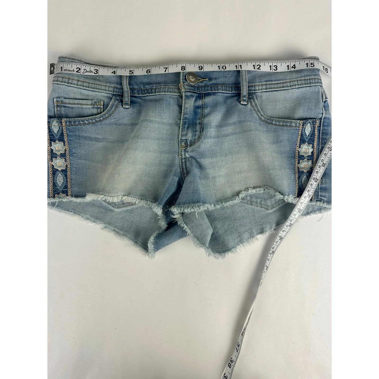 Hollister Size 5 Low-Rise denim micro mini shorts frayed hem embroidered Y2K - Image 4