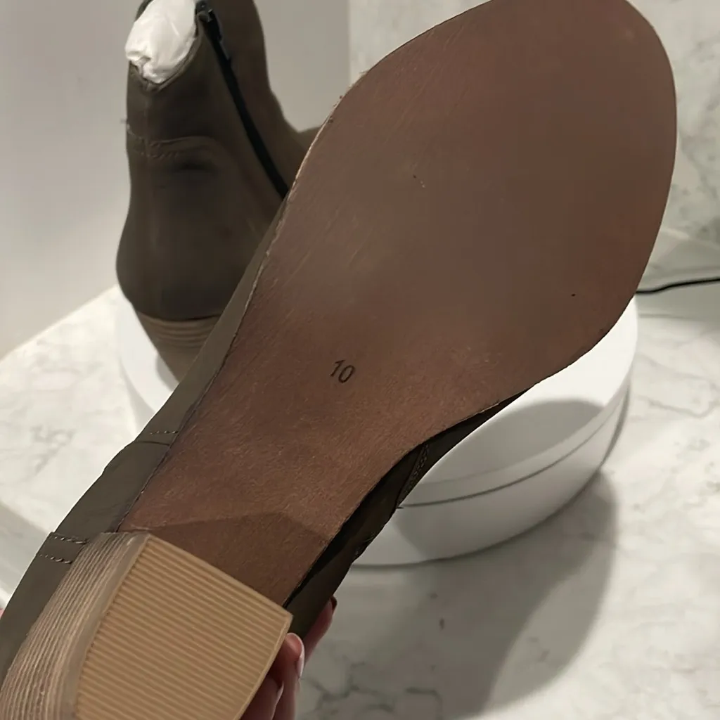 New! Diba Sequoia Suede Leather
Western Bootie Block‎ Stacked Heel Size 10 $140 Brown - Image 3