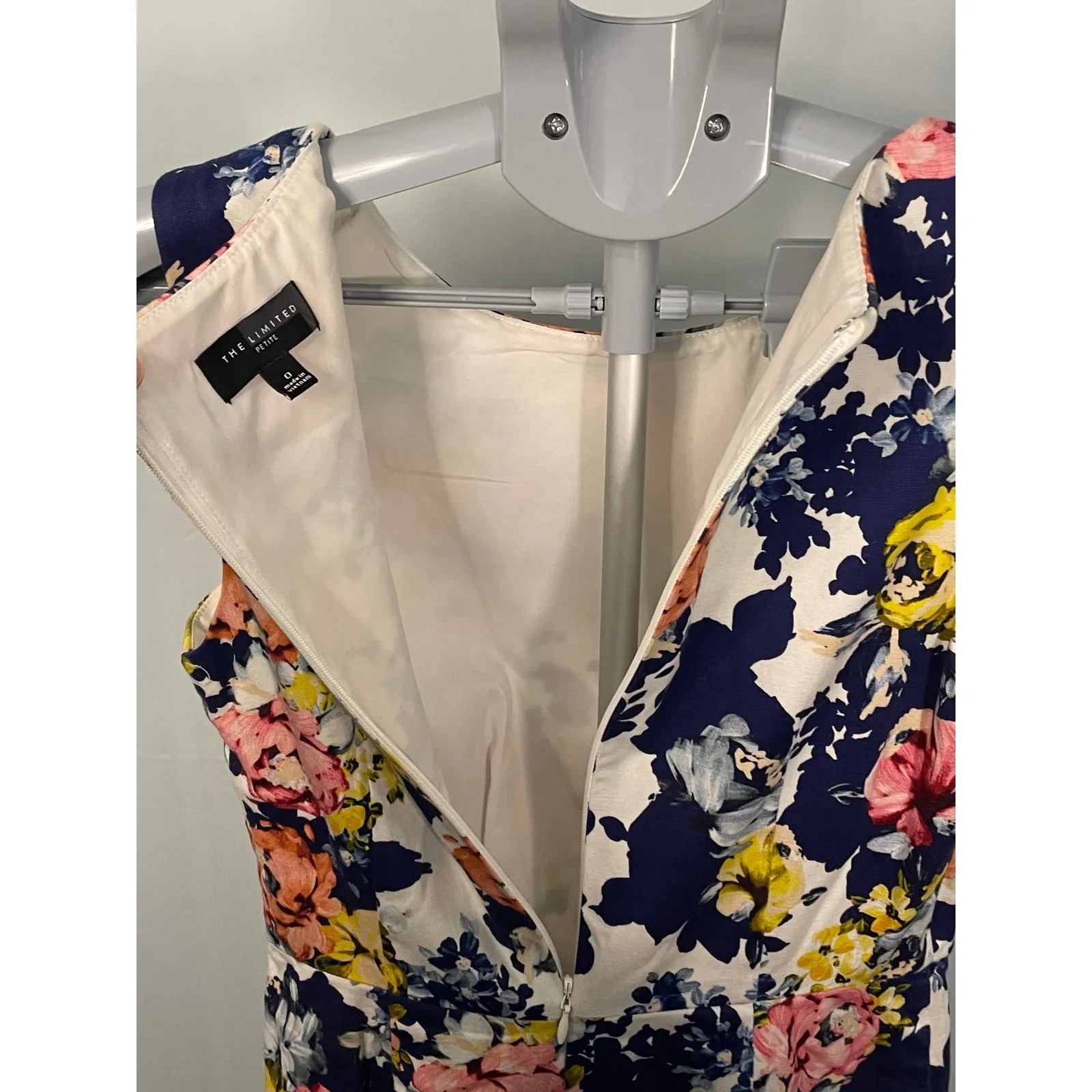 The Limited Petite Floral Dress Sleeveless Sheath Party‎ Cocktail Career - Image 8