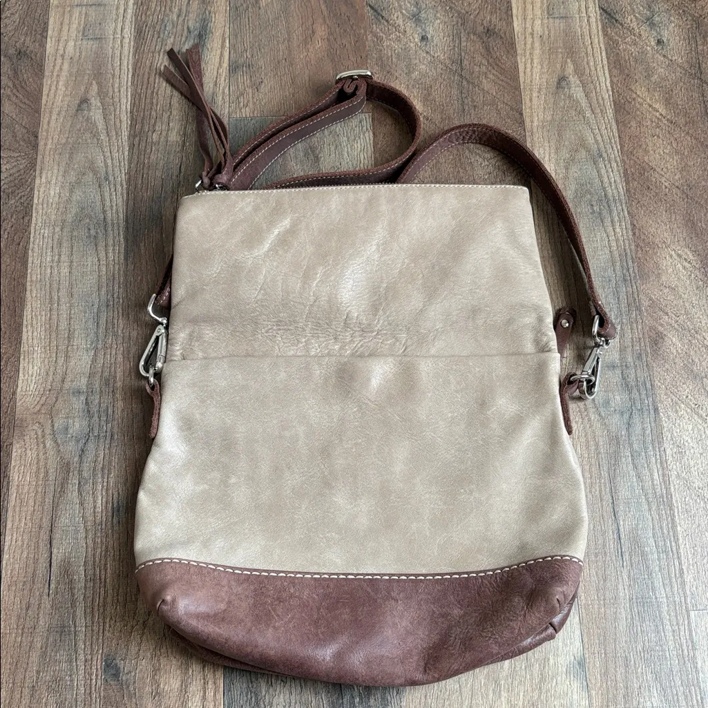 Roots Canada Emma Bag Leather Foldover Crossbody Colorblock Brown and Taupe - Image 2