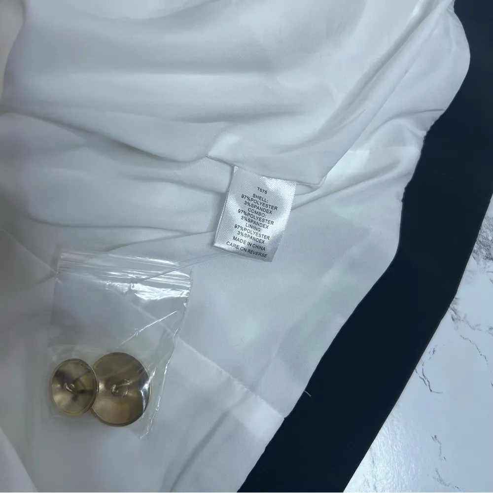 NWT Alexia admor emele blazer ivory black Sz m - Image 9