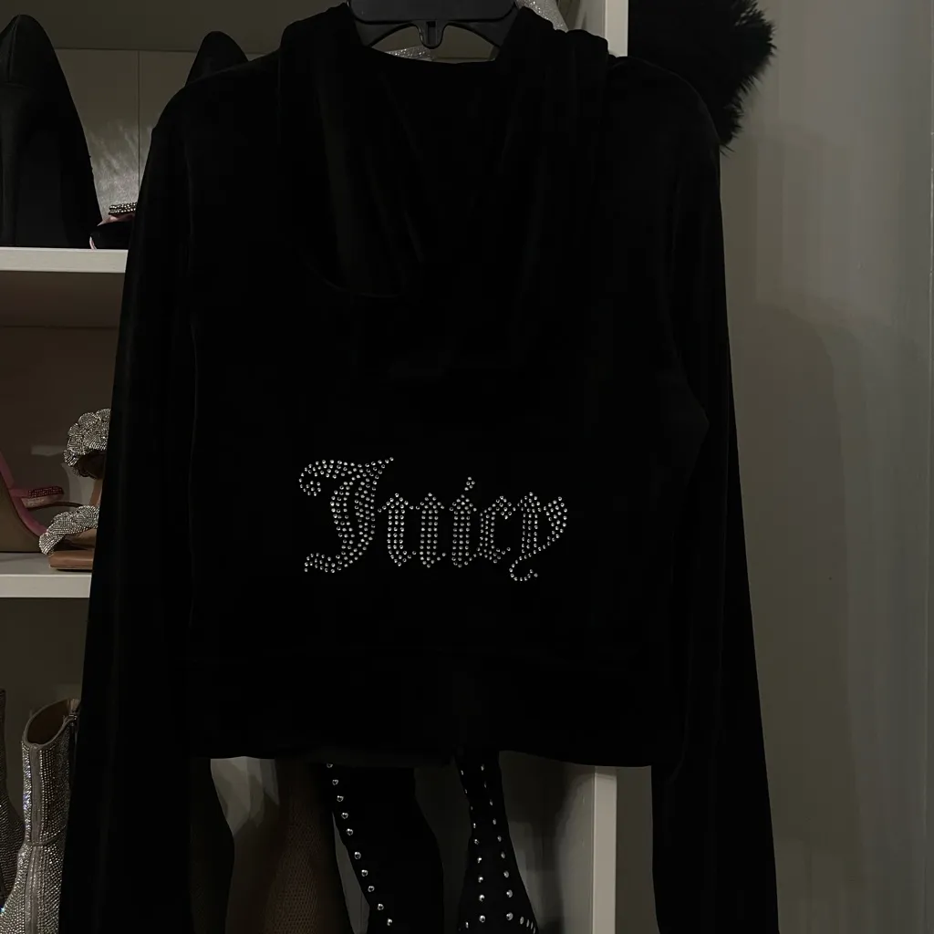 Juicy Couture Black Rhinestone Velour hoodie - Image 4