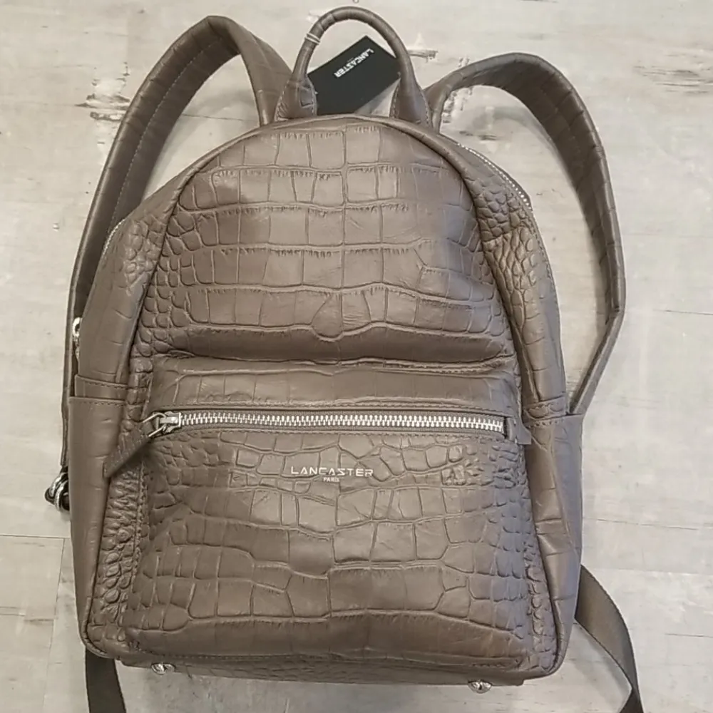 💕LANCASTER PARIS💕 Embossed Crocodile Backpack - Image 7