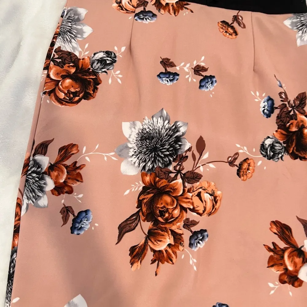 Floral mid skirt - Image 2