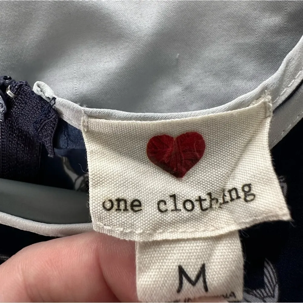 One Clothing Sun Dress‎ Bird Patterned White Trim Sleeveless Navy Medium - Image 3