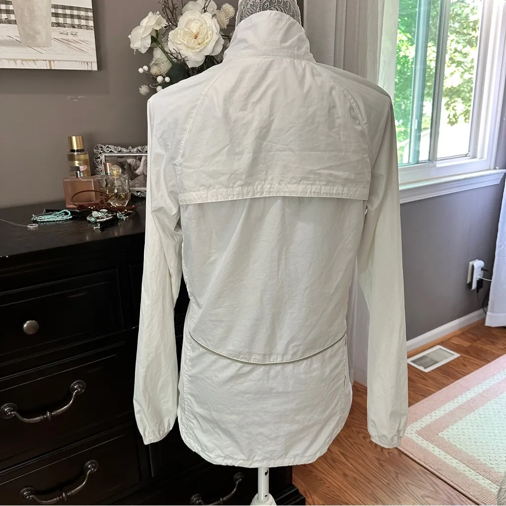 Nike Women’s Windbreaker Jacket White Lightweight Running Zip Up Size Medium - Image 7