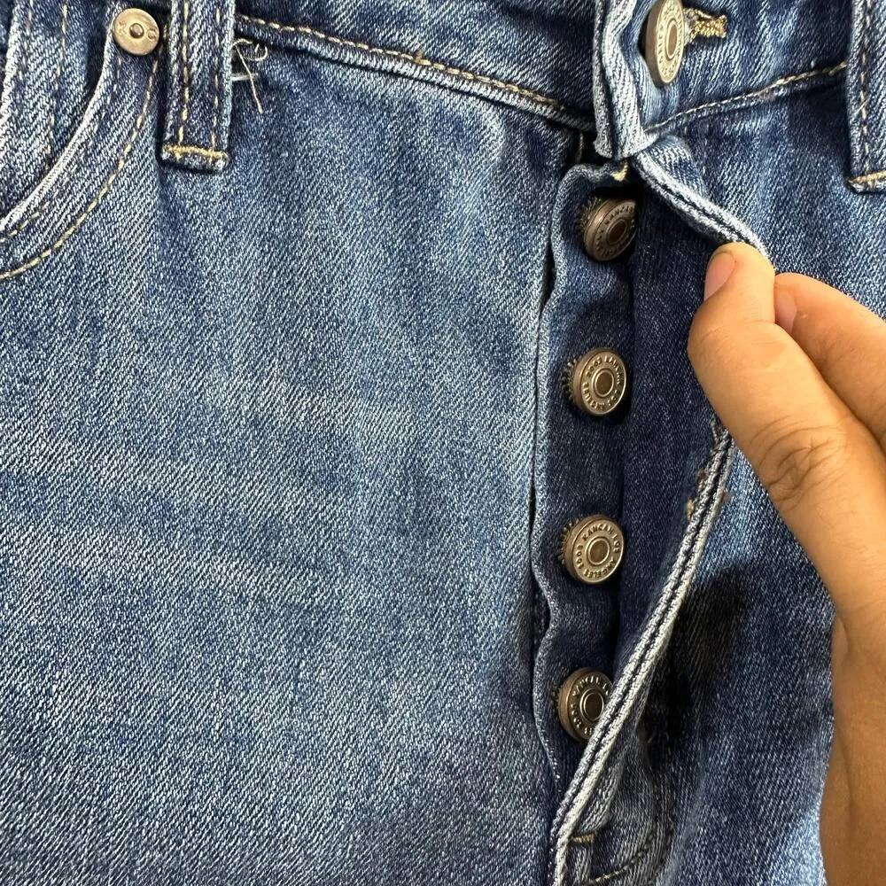 Ran Can Shorts 29 Distressed Whiskered Denim Medium Wash Frayed Maurices Bermuda - Image 3