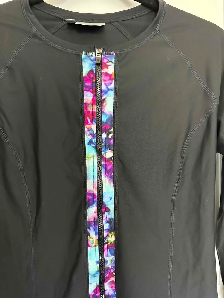 Athleta Zip Up Black Track Fitness Swim Jacket, Size Medium - Image 4