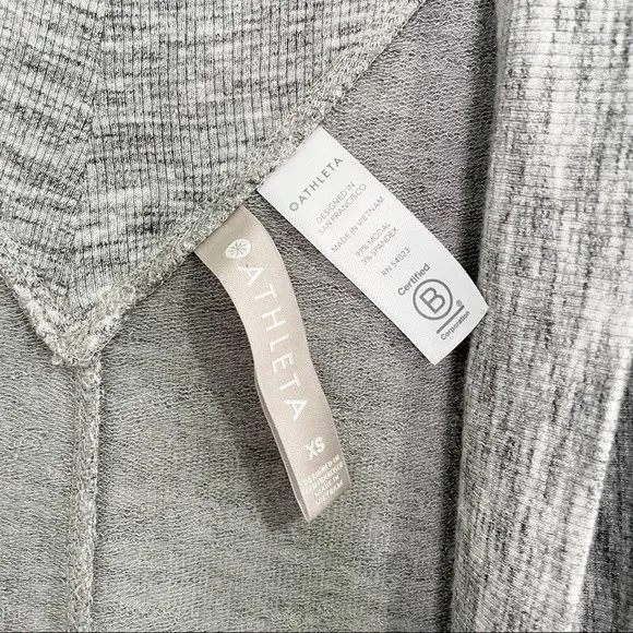 Athleta Nirvana Cardigan Light Gray Reversible Yoga Workout Top Women’s Size XS - Image 5