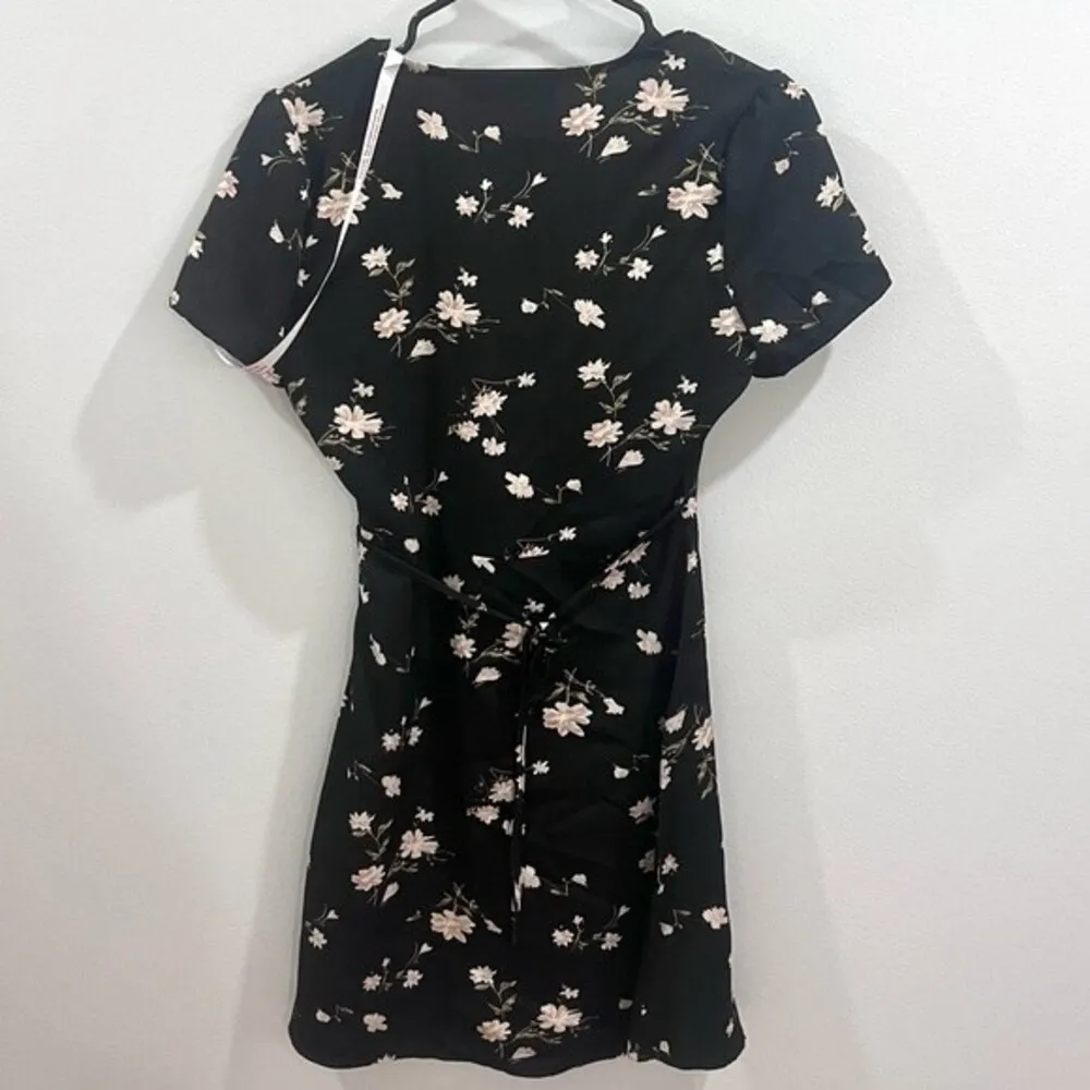 black floral half button mini dress size 0 NWT - Image 8