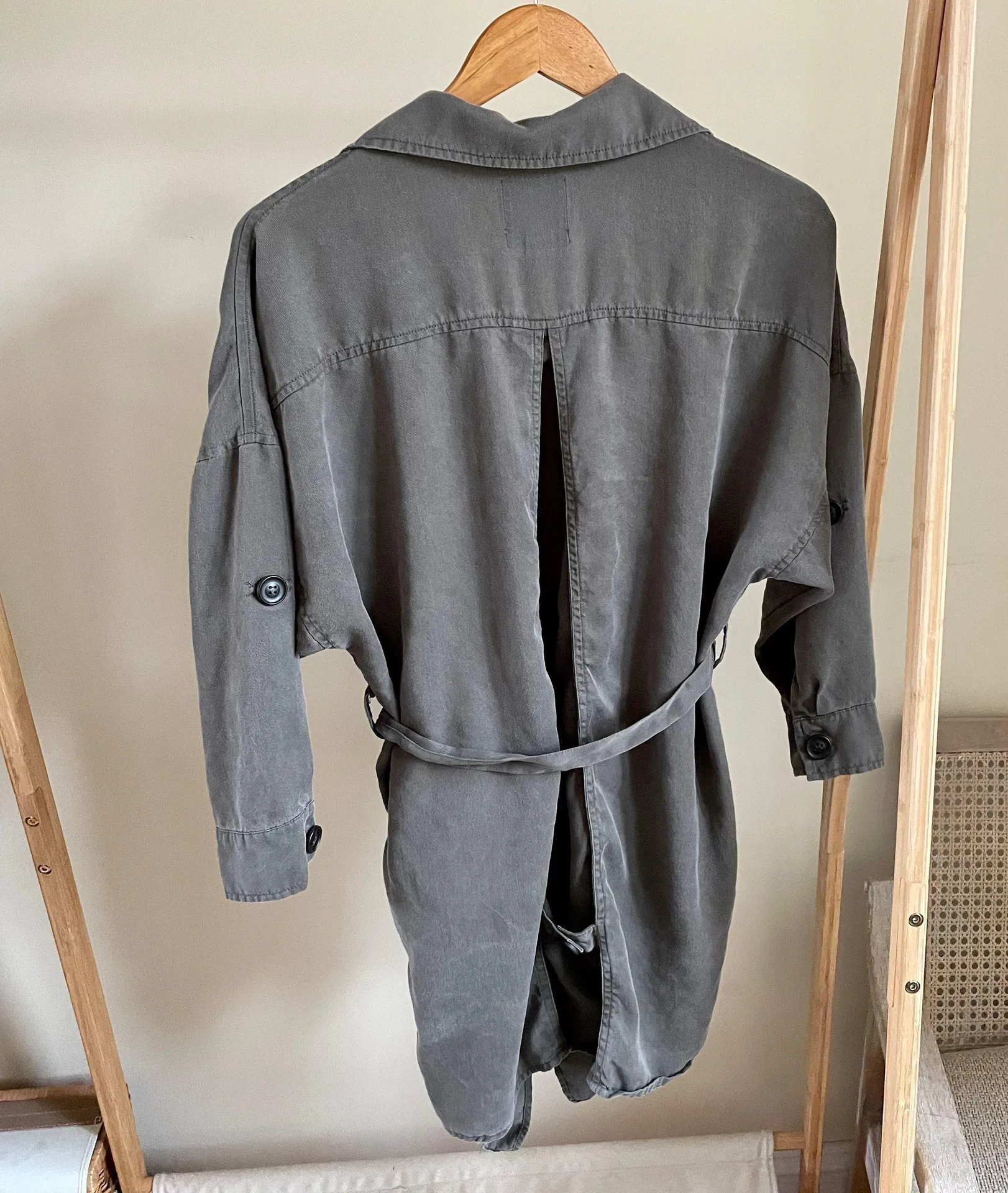 Longline Flowy Tie Front Trench Coat in Army Green - S - Image 3