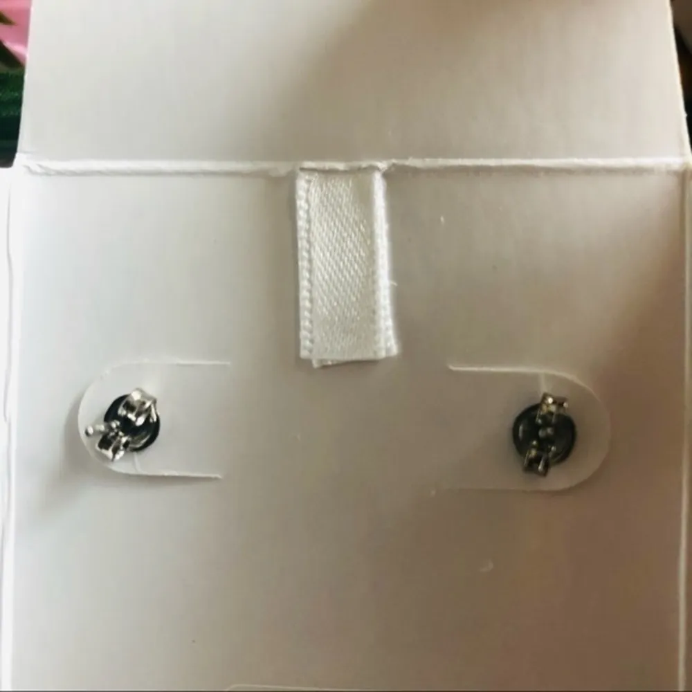 Michael Kors Rose Gold Heart Lock Stud Earrings Love Padlock MK NWT - Image 3