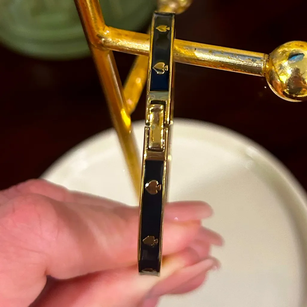 Kate Spade Spot The Spade Enamel Hinged Bangle - Image 3