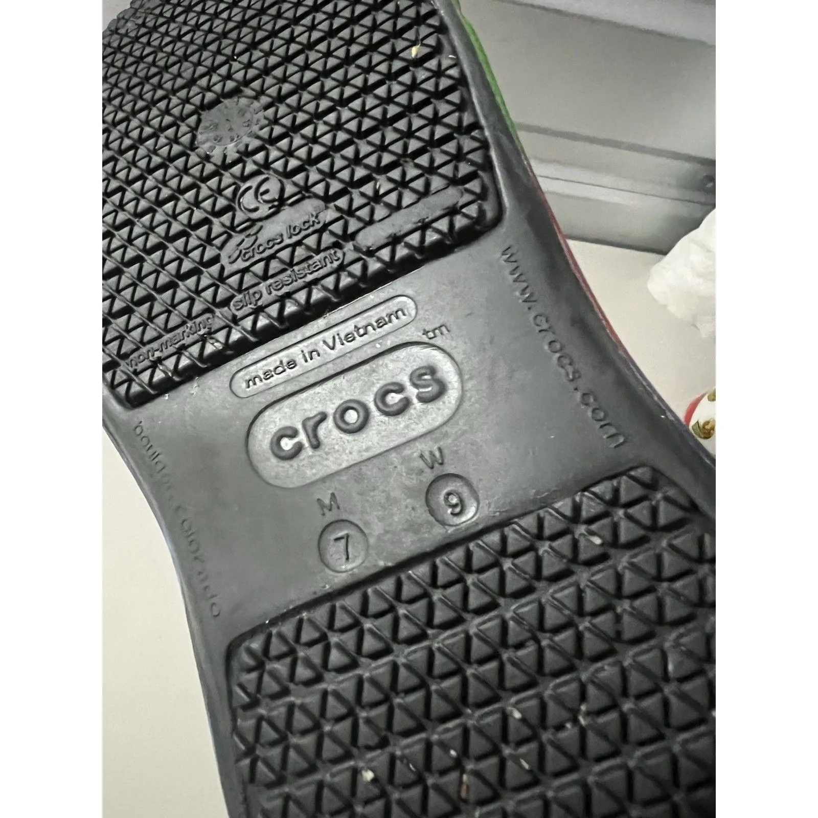 Crocs Tie Dye Bistro Work  Anti-Slip Non Slip Rainbow Unisex Size 7/9 - Image 4