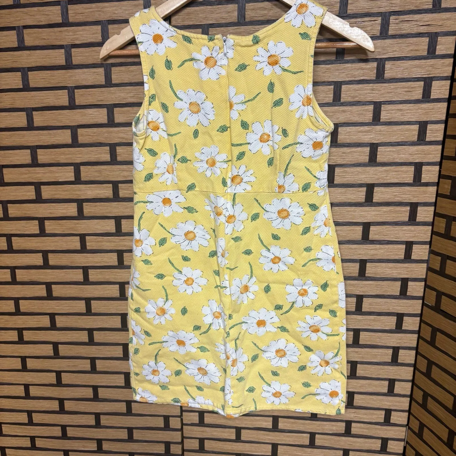 Old Navy Vintage Yellow Floral‎ Cotton Dress Size 1 - Image 2