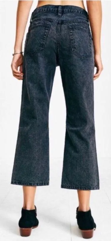 Mid rise Relaxed Cropped Jean - Image 4