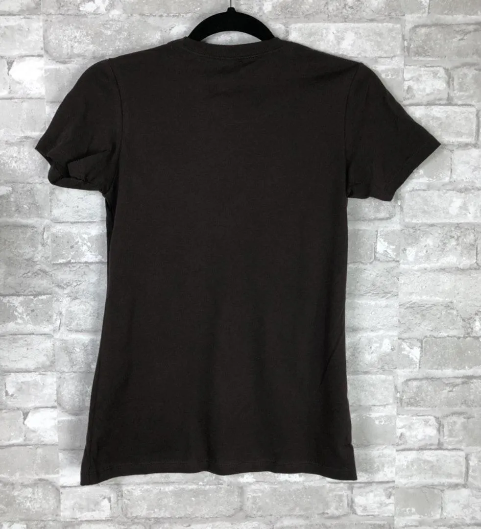 NWOT Izzy and Liv Black Woman Tee Brown - Image 4