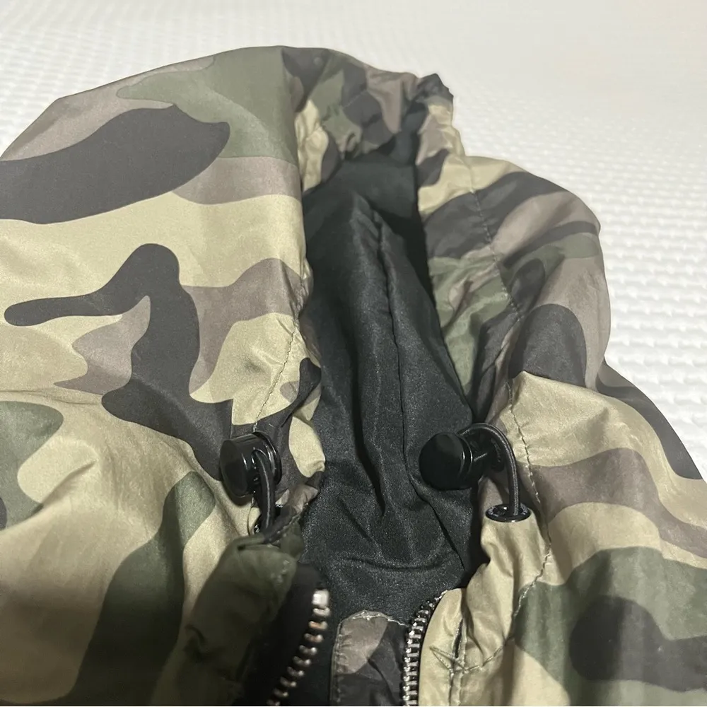 Bershka | Camo Army Rain Jacket Windbreaker XS Green Black NWOT - Image 5