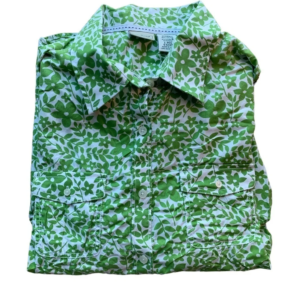 L.L. Bean | L.L. Bean Green Floral Button Up long sleeve blouse - Image 2