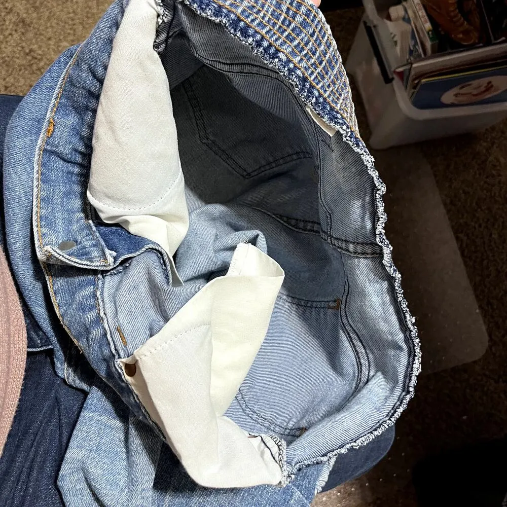 Vintage Levi's Jean Shorts orange tab women's 34 cut off raw hem bermuda mom - Image 7