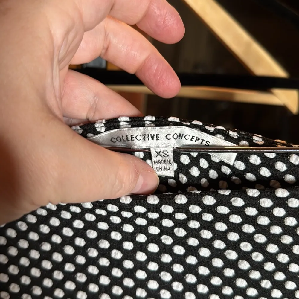 Collective Concepts Black White Polka Dot A-Line Textured Size XS - Image 10