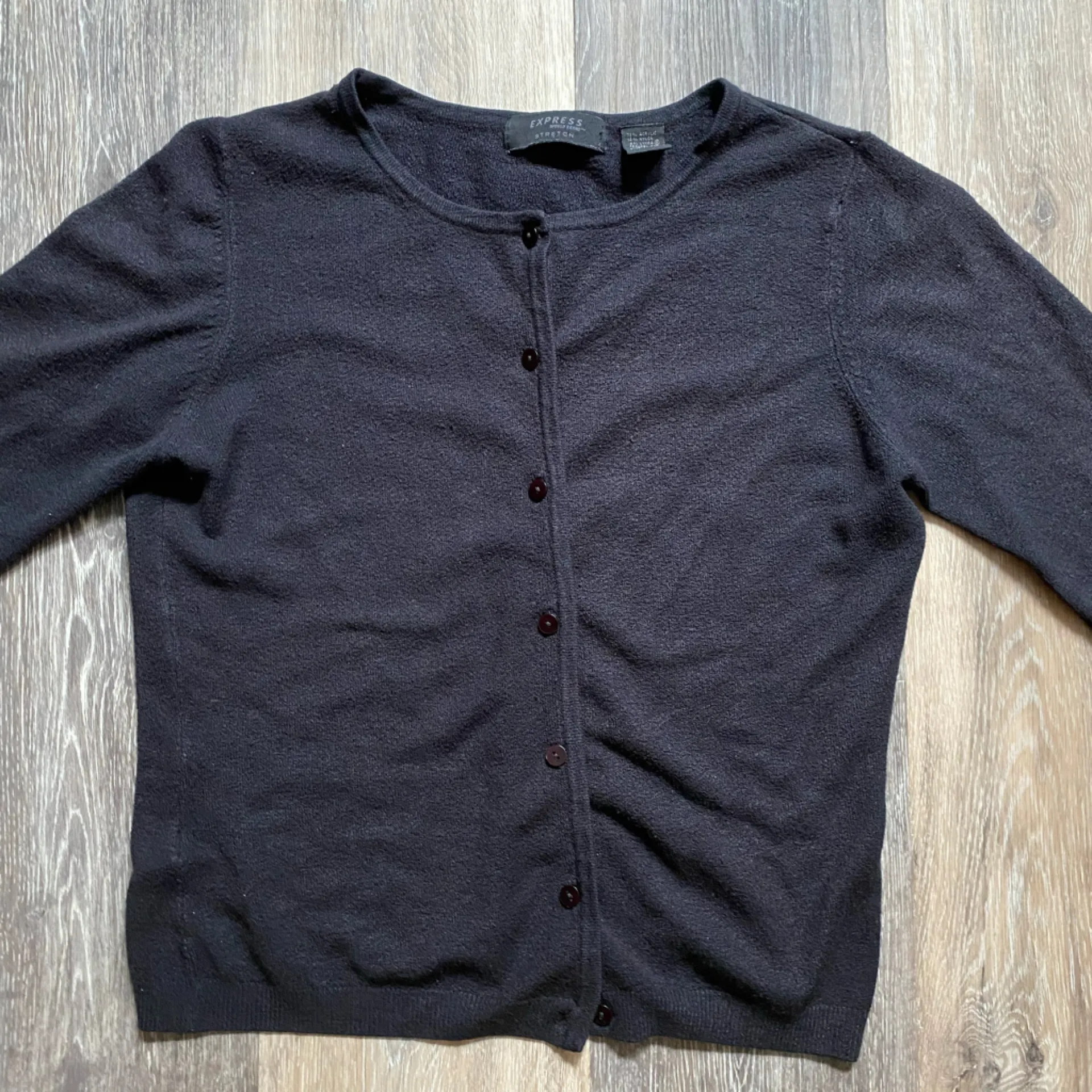 Express ‘90s Button Up Fitted Cropped 3/4 Length Sleeve Black Knit Cardigan Sz M - Image 3