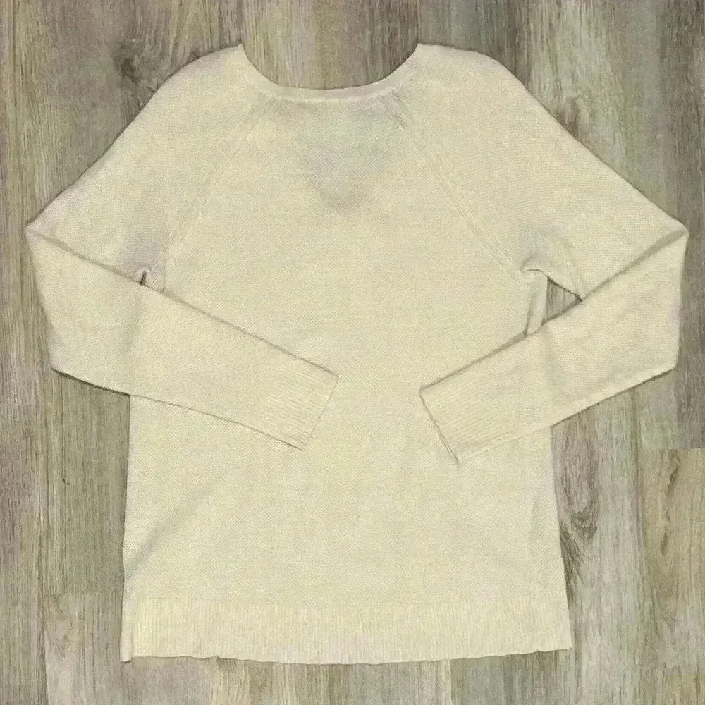 Gap Women’s Sweater Lightweight Pullover V Neck White Top Long Sleeve Size S - Image 3