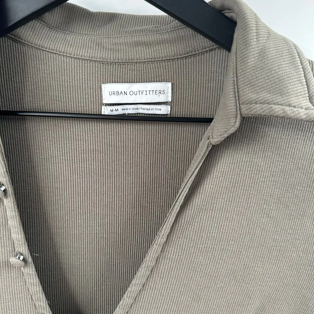 Urban Outfitters nola Collared Shirt Dress Dark Green Size Medium - Image 5