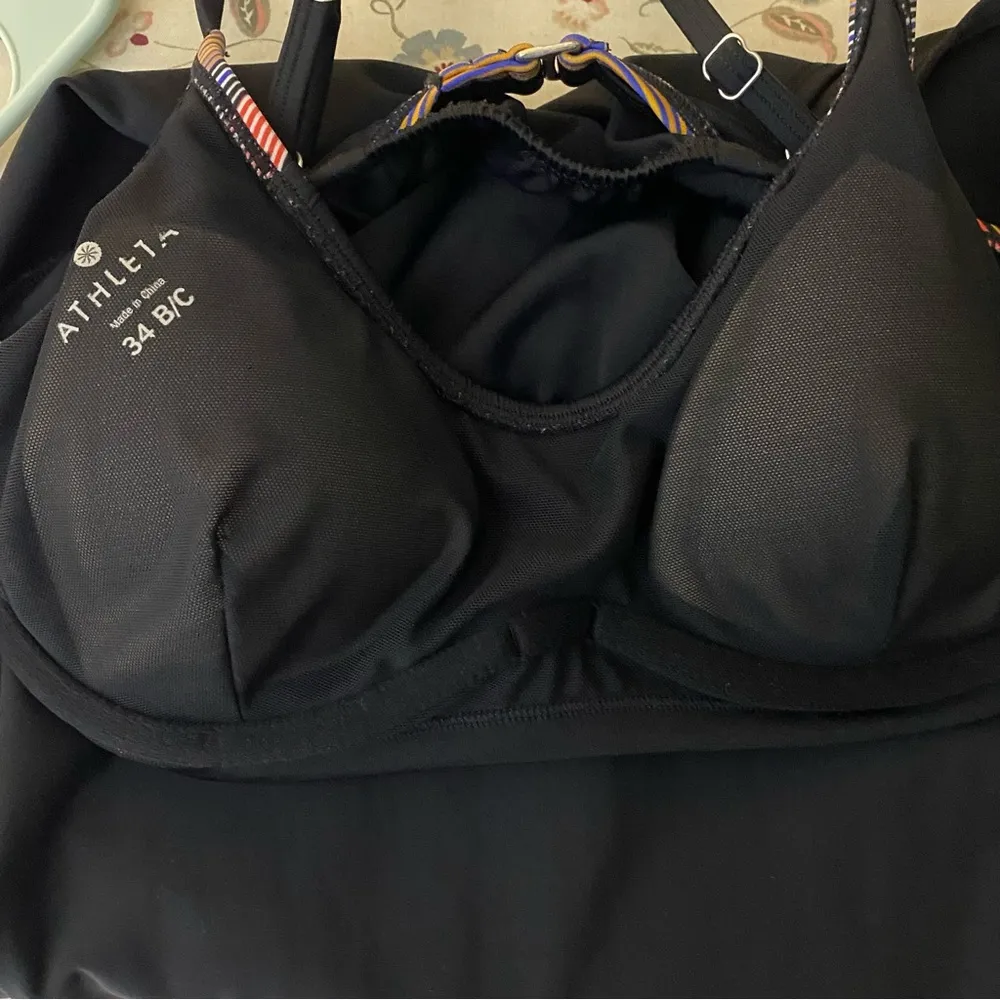 ATHLETA “Black Multi Blousy Tankini Swim Dress” w/built-in bra. Size 34 B/C. EUC - Image 10