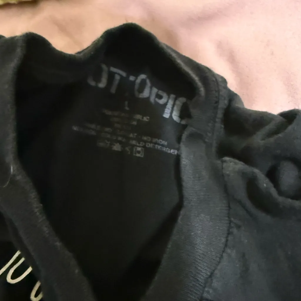 Hot Topic Black Short Sleeve Tee with Skeleton and Cat Design - Image 4