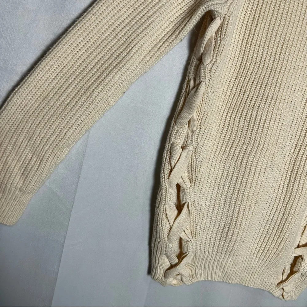 Tobi Cream Lace Side Cable-knit Long Sleeve Cowl Neck Sweater Size Small - Image 5