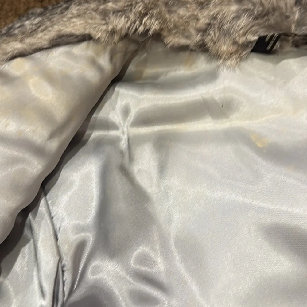 Opera Rabbit Fur Winter Coat Size Medium Gray - Image 10