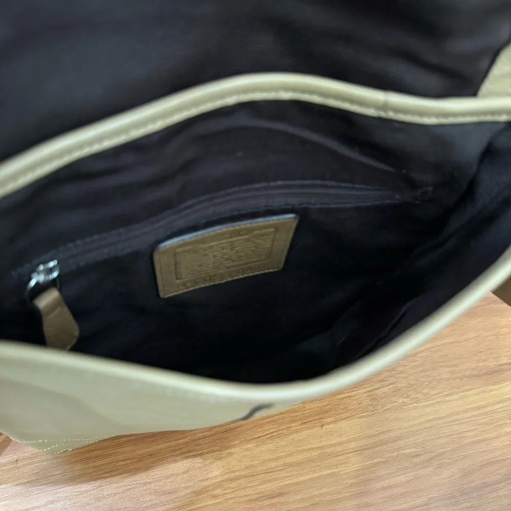 Vintage COACH 8A07 Soho Flap Butter Beige Soft Leather Messenger Shoulder Bag - Image 6