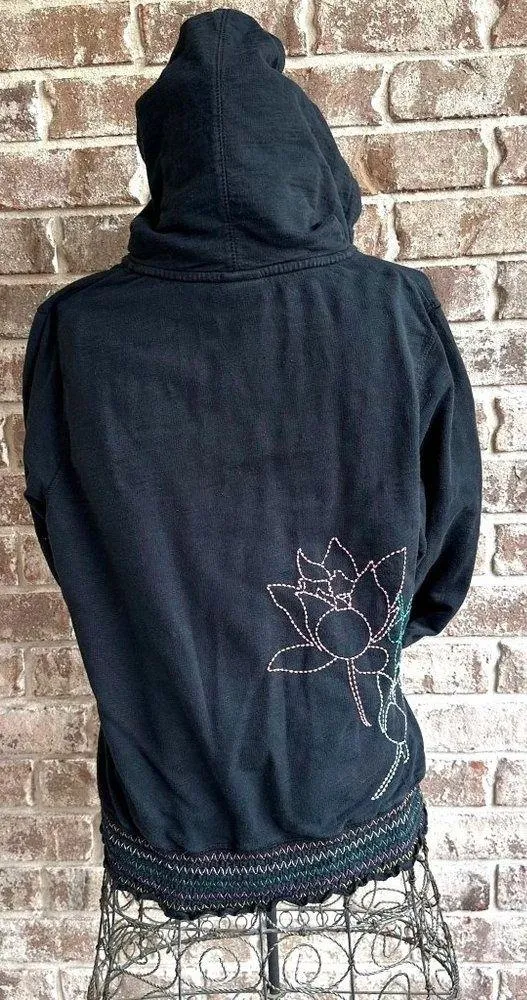 Vintage The North Face Women's Hooded Jacket Large Black Zip Embroidered… - Image 5