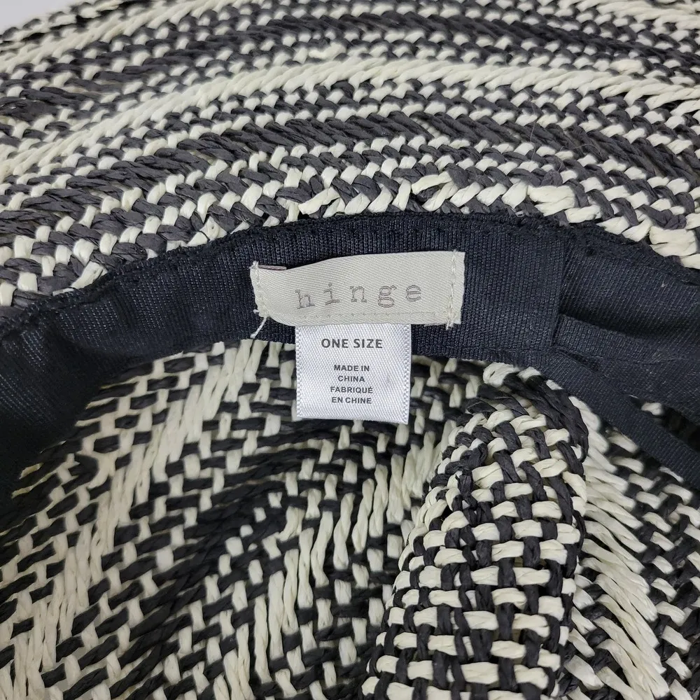 Hinge Two Tone Panama Hat Black White Wide Brim Woven Straw Pom Pom Summer NWOT - Image 10