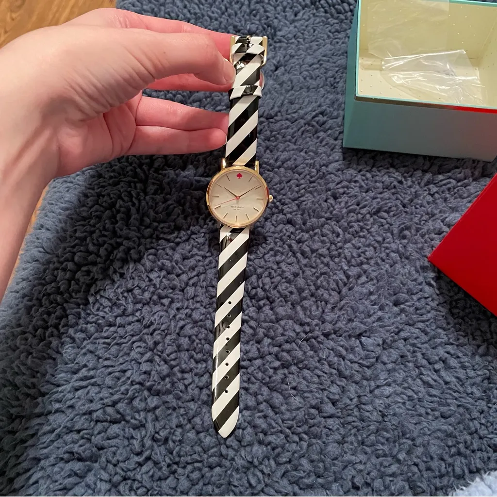 Kate Spade Black White Striped Leather Watch NWOT - Image 8