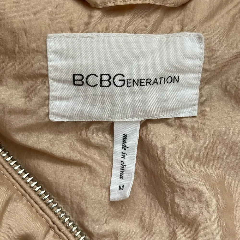 BCBGeneration Ribbon Tie Chevron Quilted Puffer Jacket in‎ Blush, Medium - Image 4